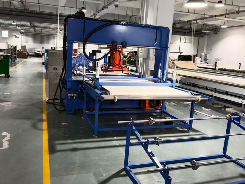 全自動龍門整板送料裁斷機